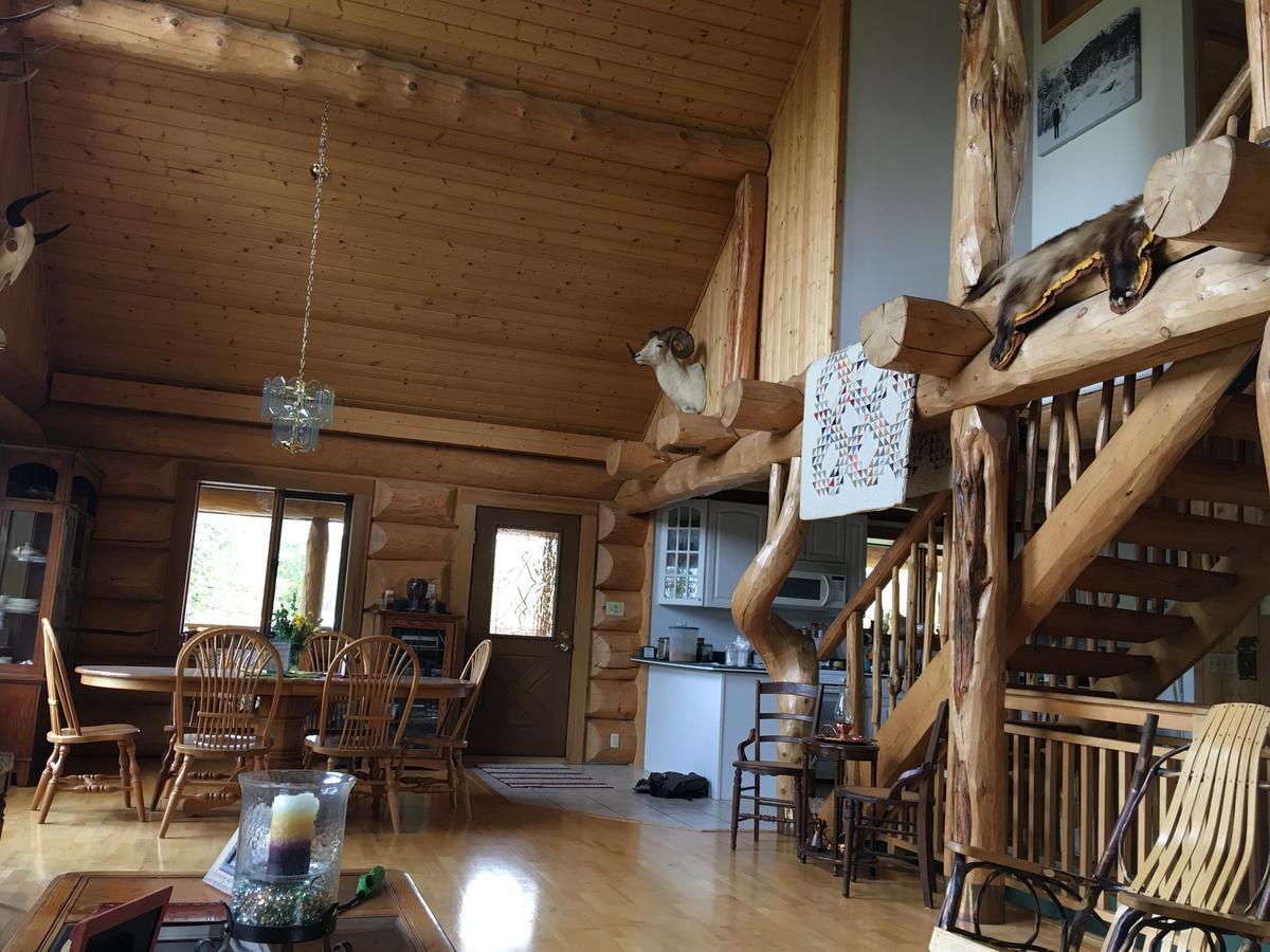 Sawing Logzz Cabin Copper Center Luaran gambar